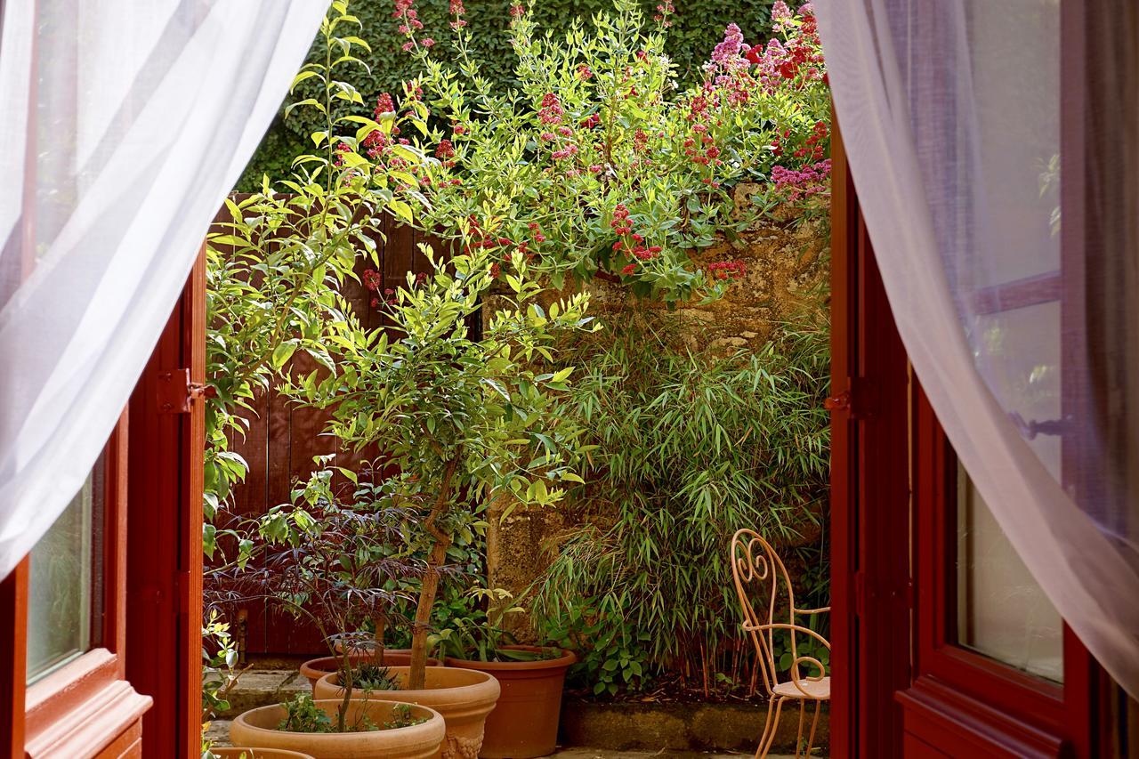 1 Logis A Domme - Piscine & Spa Exterior photo